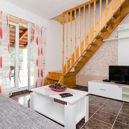 شقة Leviana سابلونارا